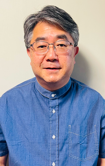 山本憲治・主管牧師、敦子・伝道師